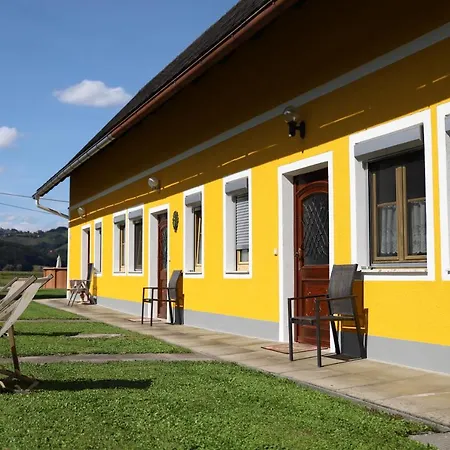 Moitz アパート *